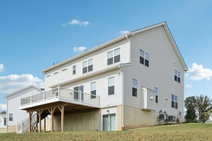 Hawthorn Dr-S2409-066.jpg