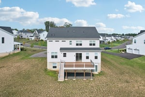 Hawthorn Dr-S2409-079.jpg
