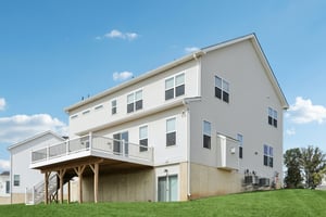 Hawthorn Dr-S2409-083.jpg