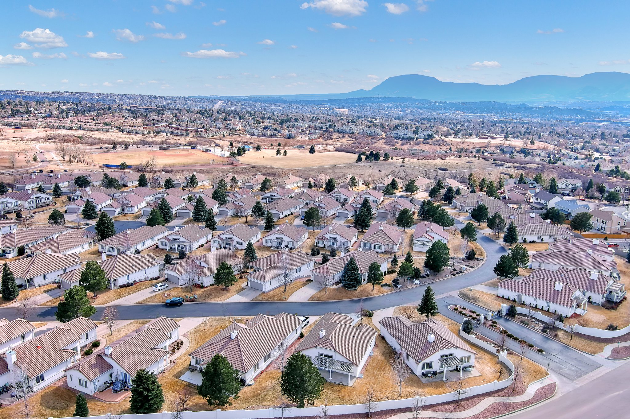 2624 Marston Heights, Colorado Springs, CO 80920 PixVid