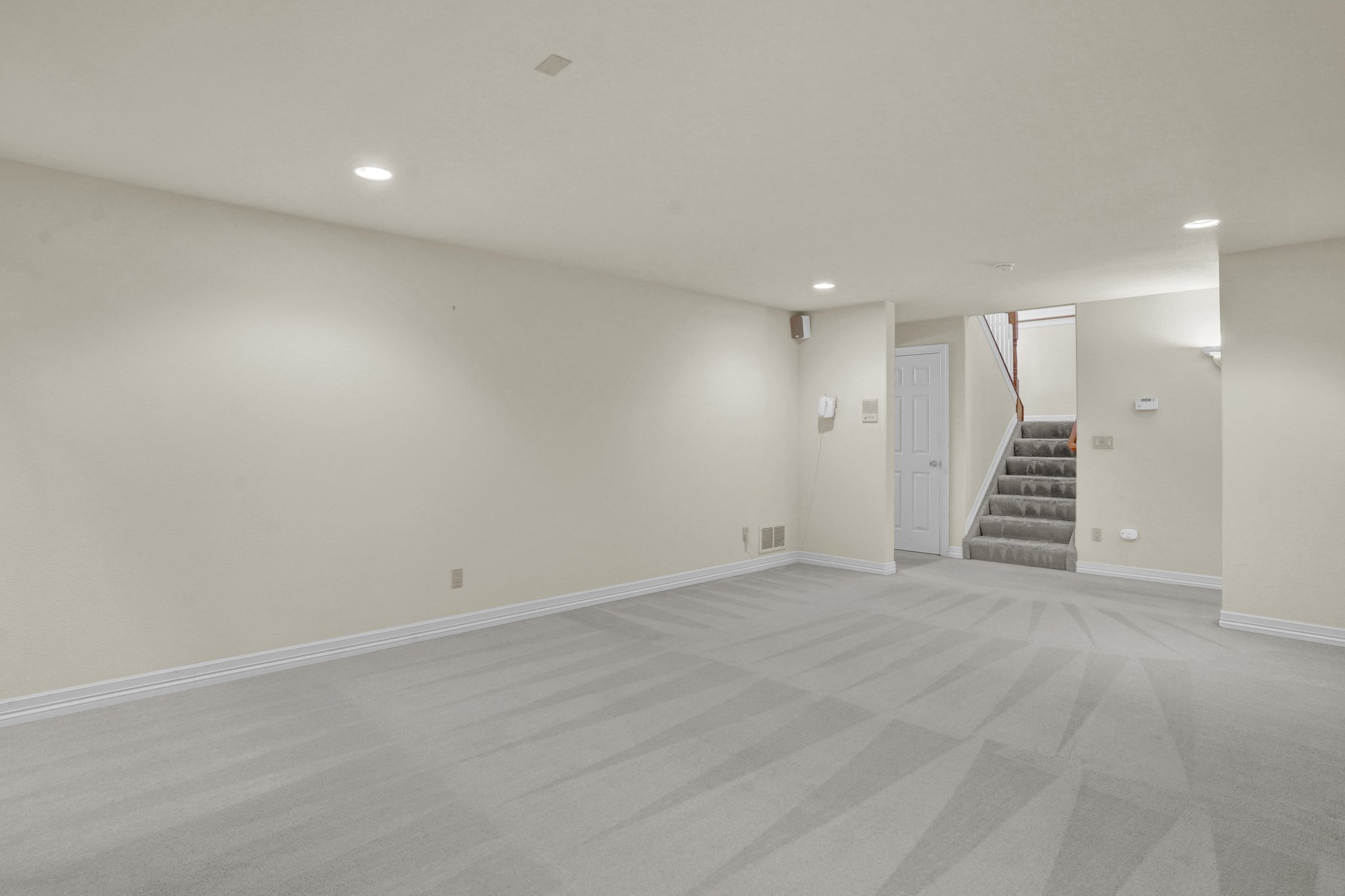 2624 Marston Heights, Colorado Springs, CO 80920 PixVid