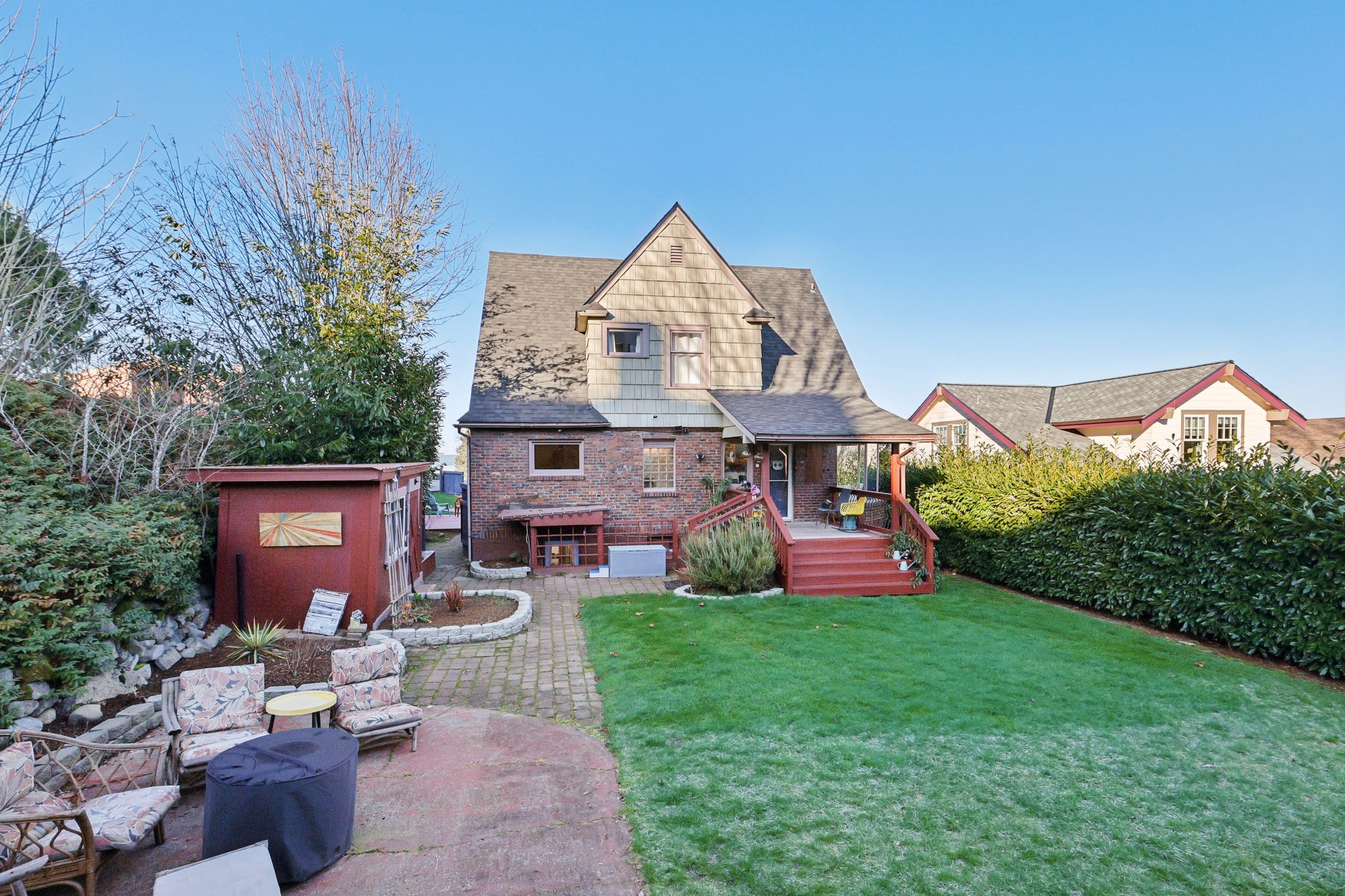 N 30th St-S2501-037.jpg