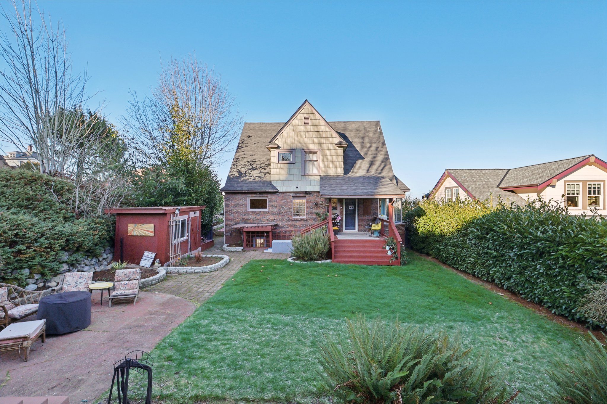 N 30th St-S2501-038.jpg