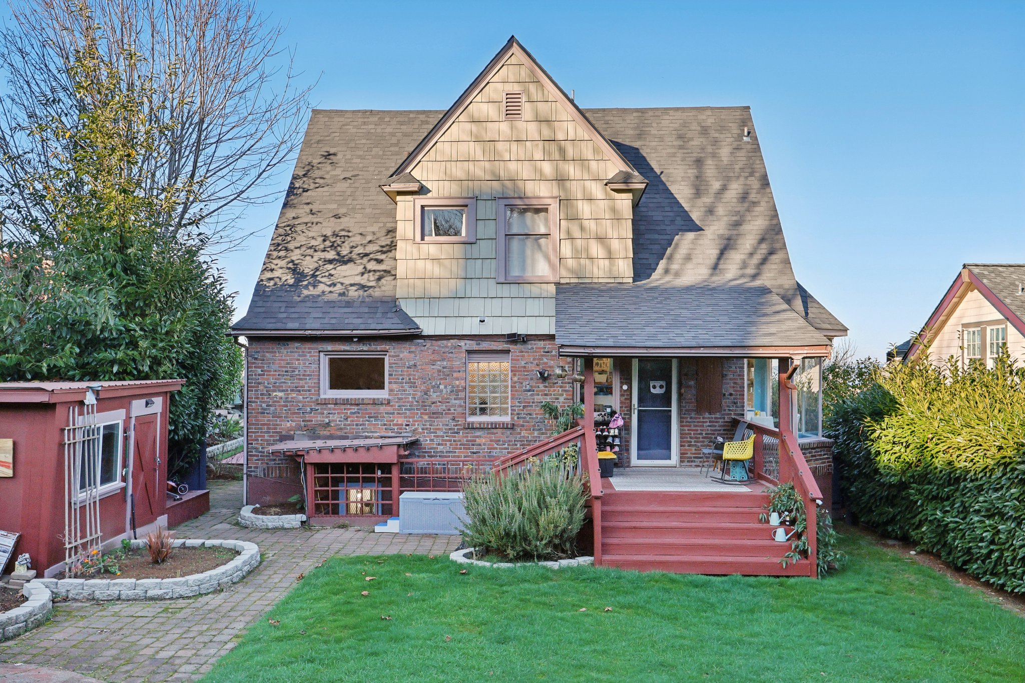 N 30th St-S2501-039.jpg