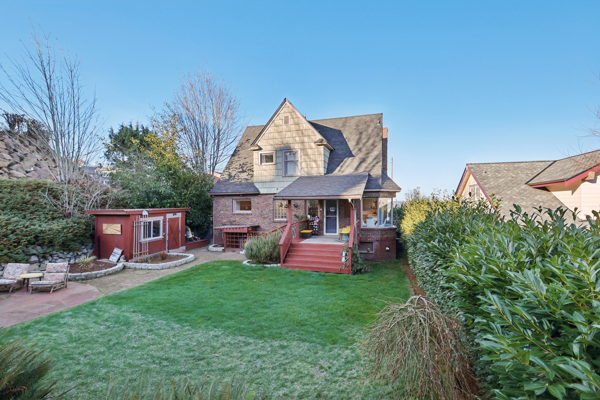 N 30th St-S2501-040.jpg