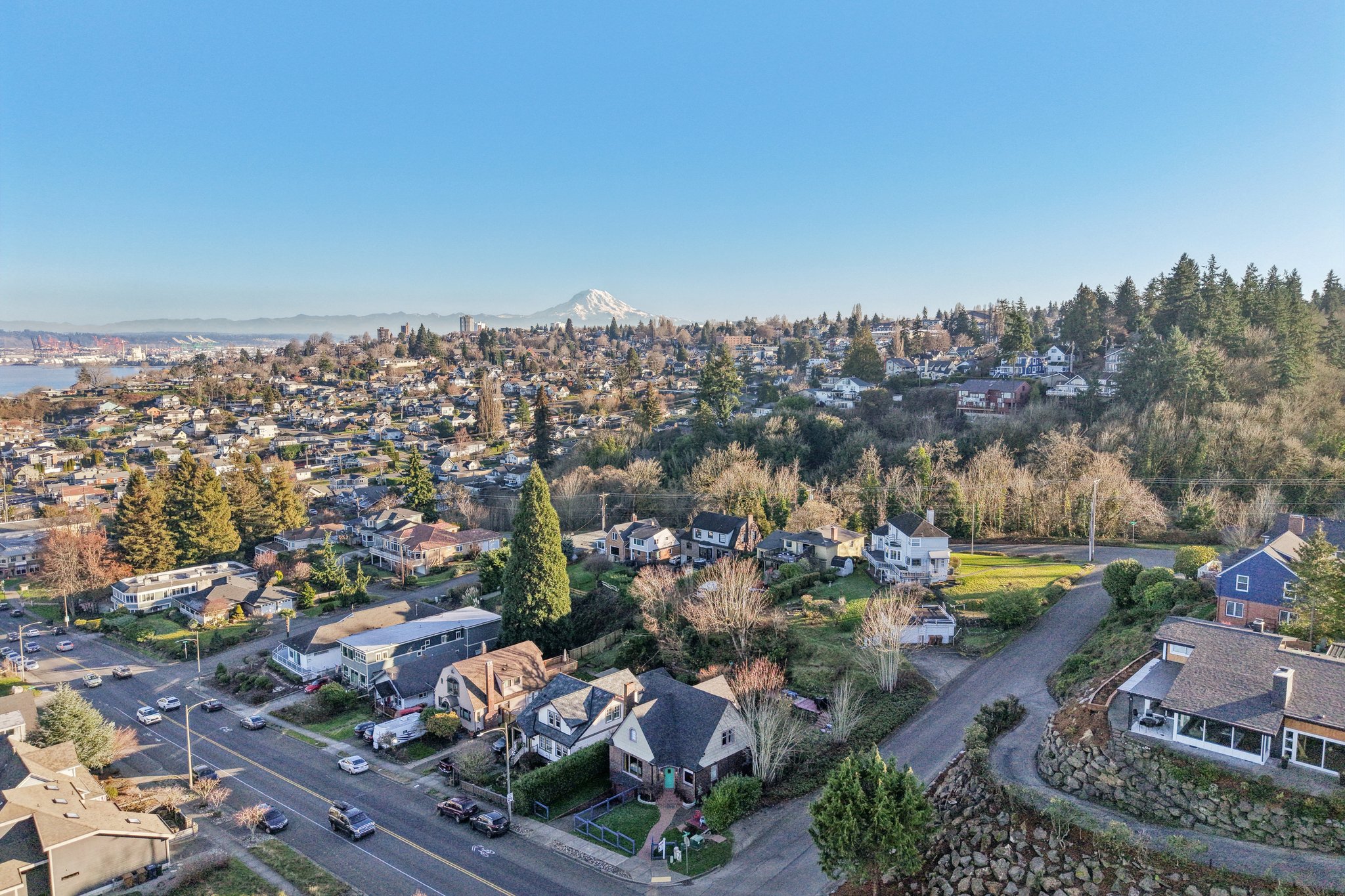 N 30th St-S2501-046.jpg