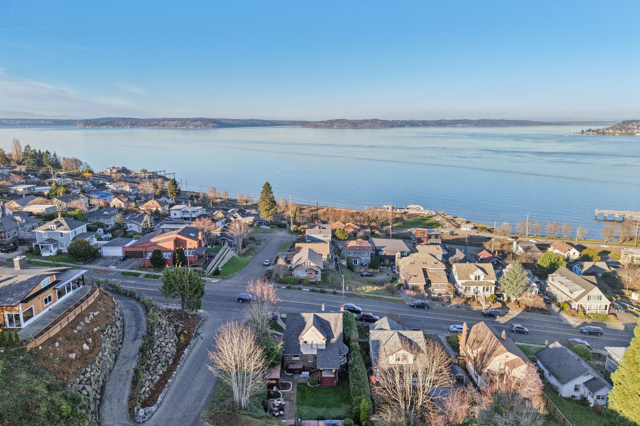 N 30th St-S2501-050.jpg