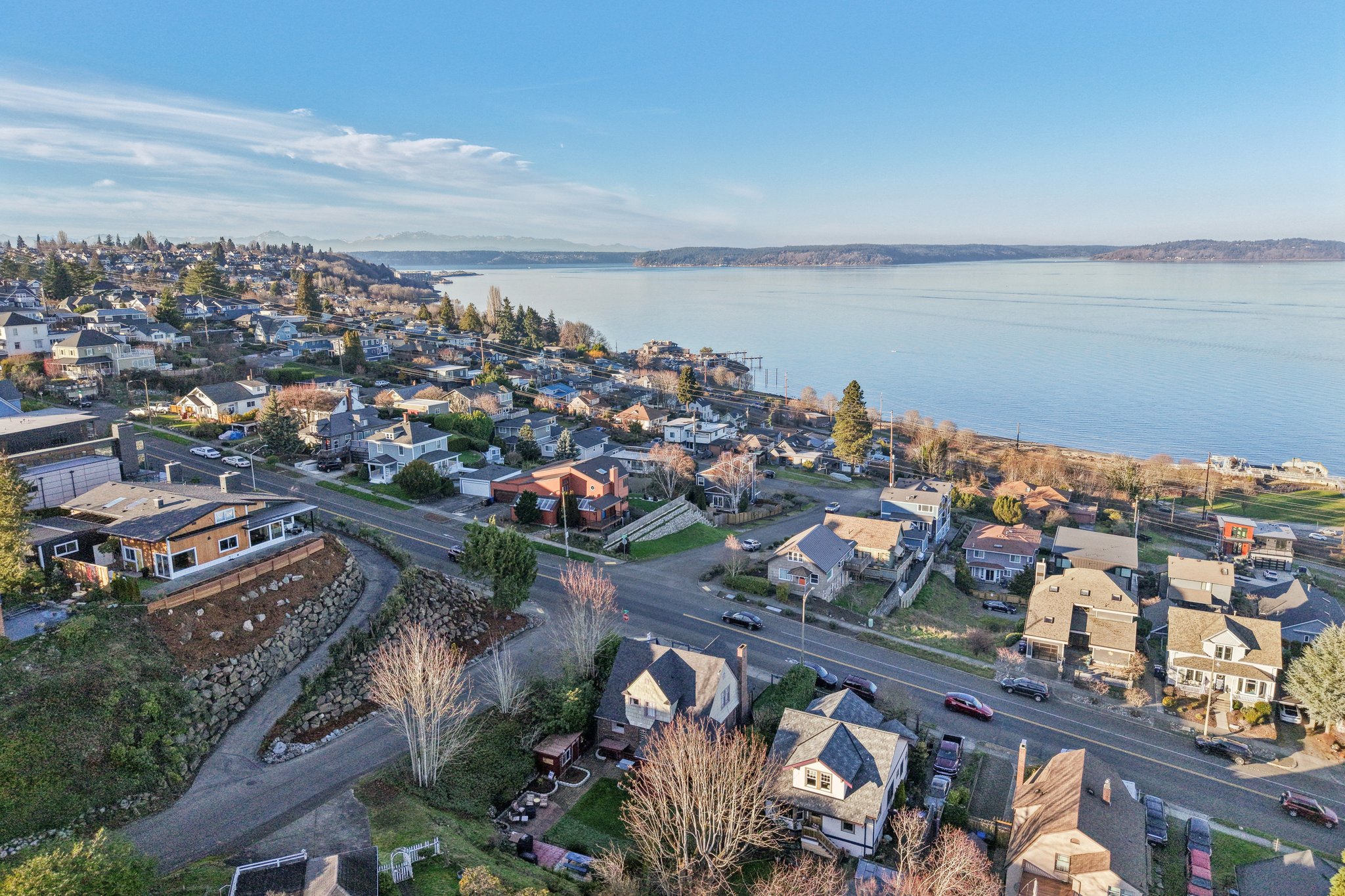 N 30th St-S2501-051.jpg