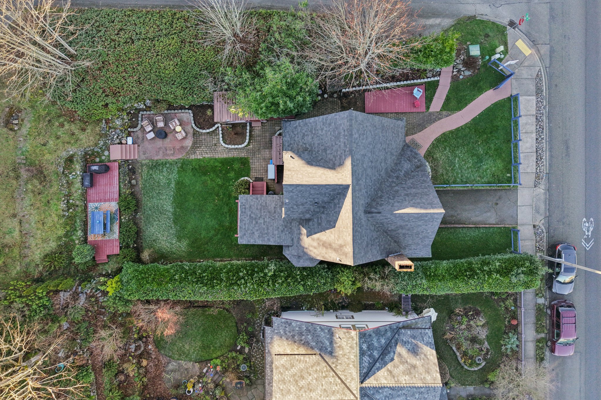 N 30th St-S2501-052.jpg