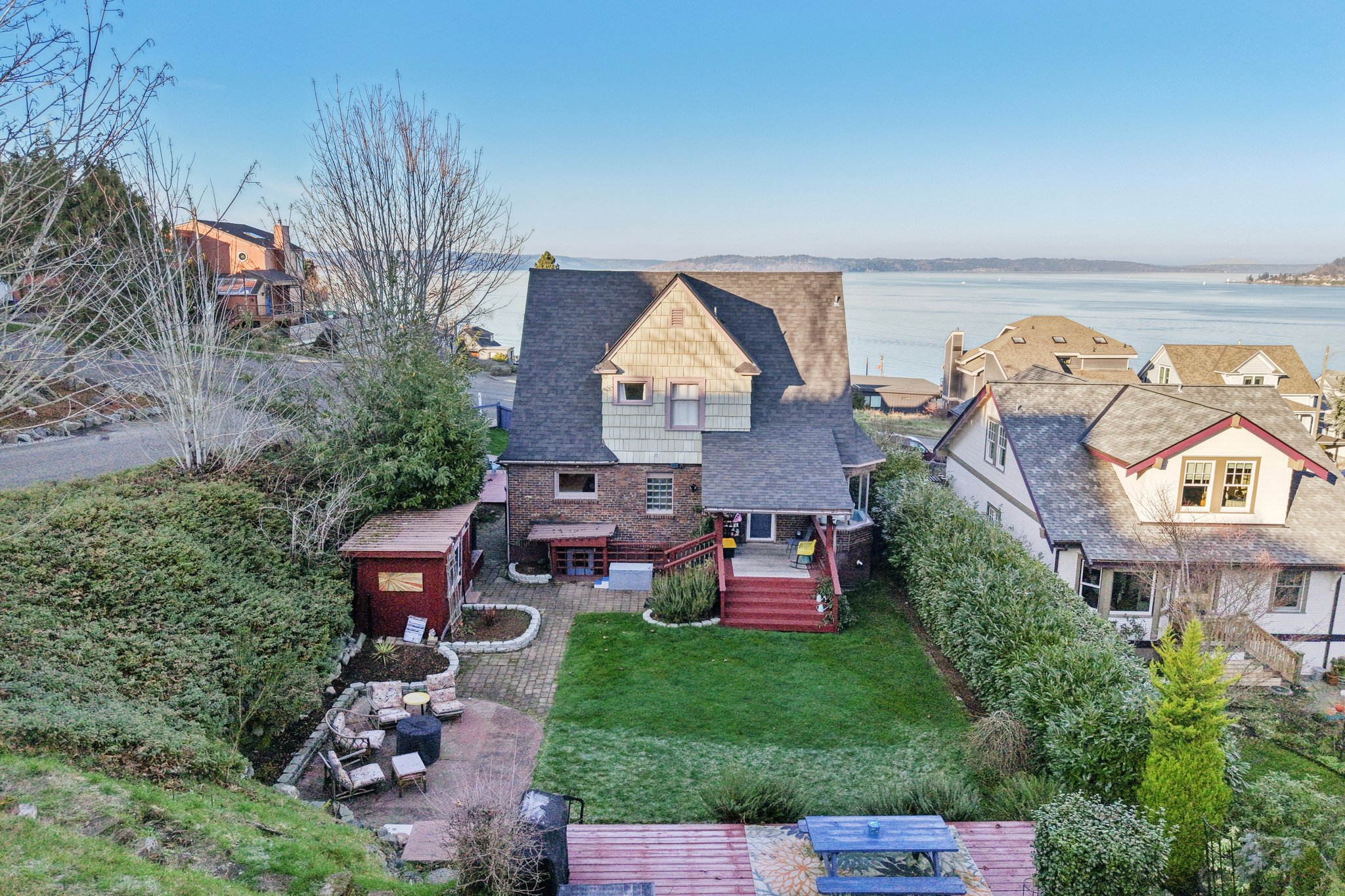 N 30th St-S2501-053.jpg