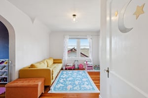 N 30th St-S2501-013.jpg