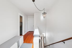 N 30th St-S2501-019.jpg