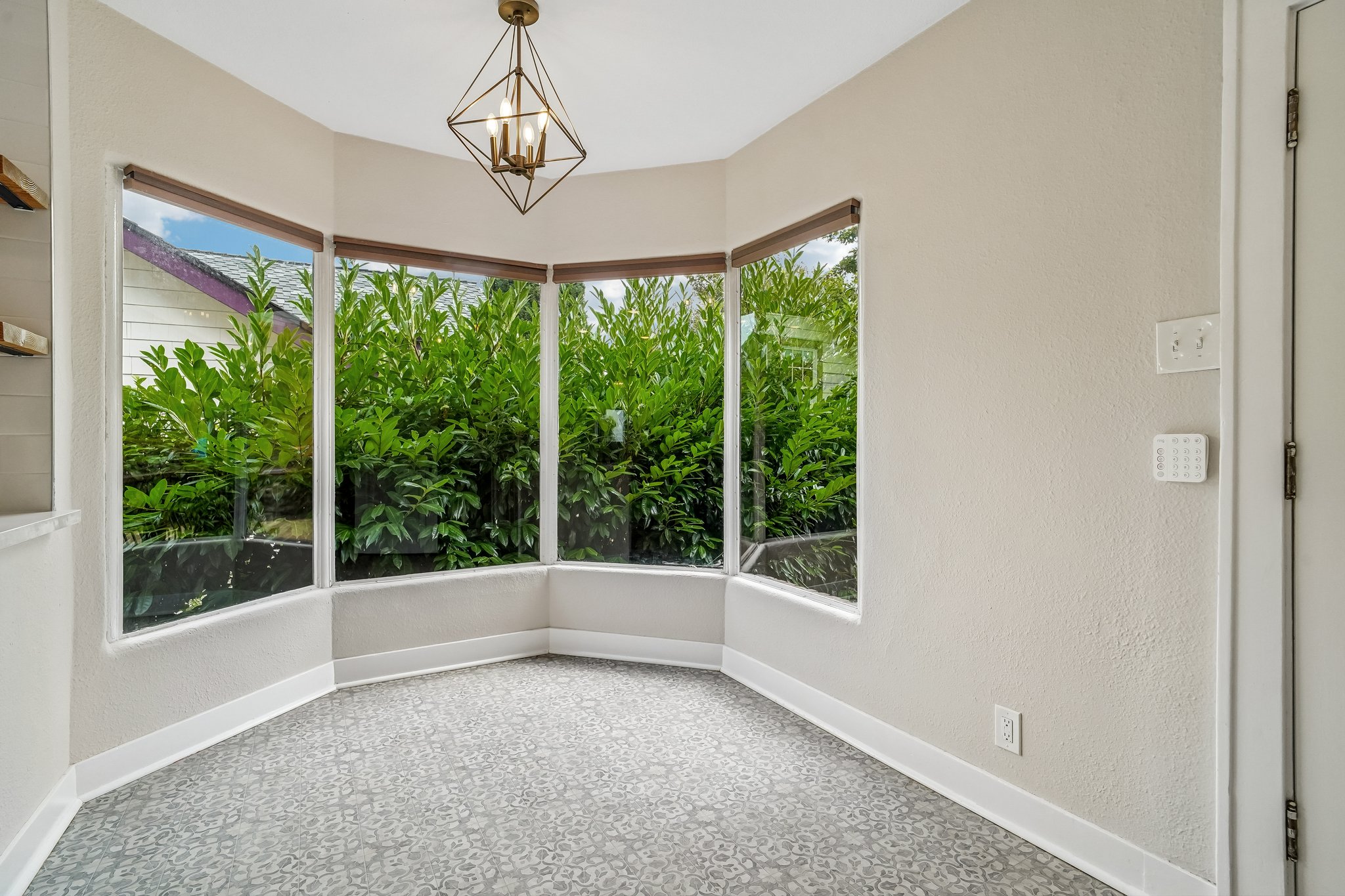 - 2624 N 30th St-S1108-014.jpg