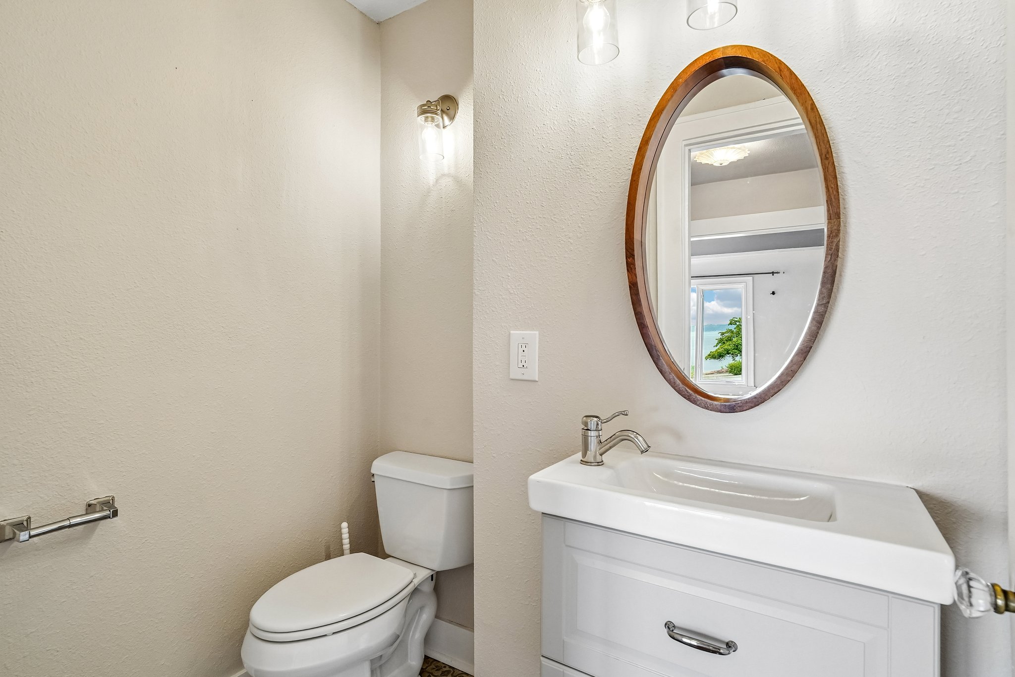 - 2624 N 30th St-S1108-030.jpg
