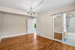 N 30th St-S0606-017.jpg
