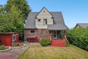 N 30th St-S1006-023.jpg