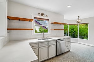 - 2624 N 30th St-S1108-017.jpg