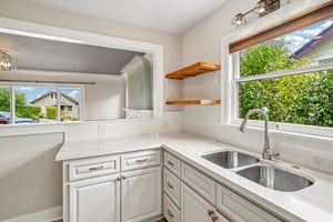 - 2624 N 30th St-S1108-019.jpg