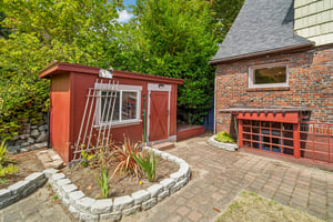 - 2624 N 30th St-S1108-052.jpg
