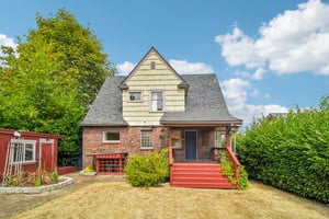 - 2624 N 30th St-S1108-055.jpg