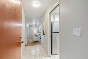 005_2625 Keystone Ave 201