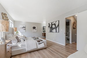 017_2625 Keystone Ave 201