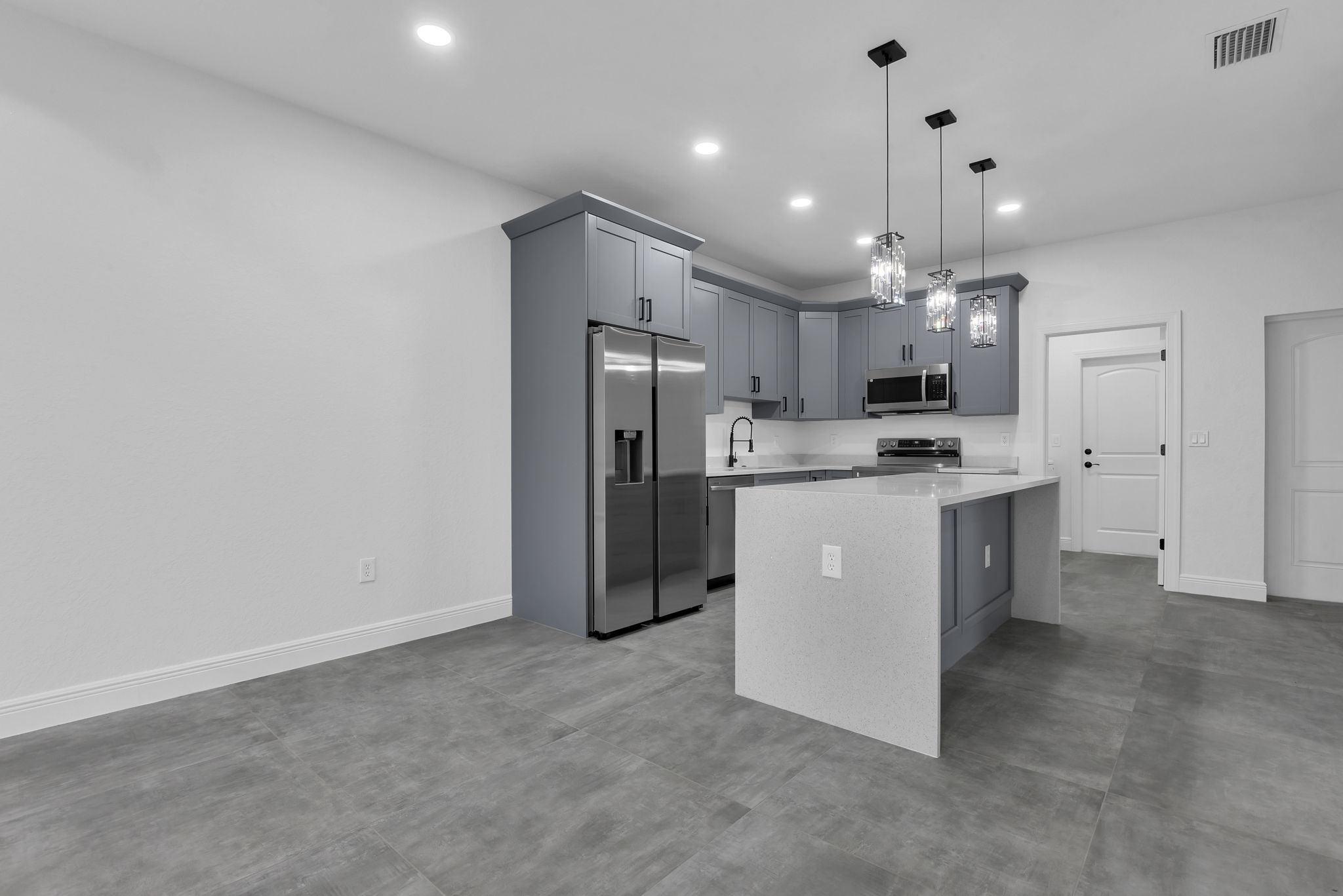 2625 Dining Area & Kitchen
