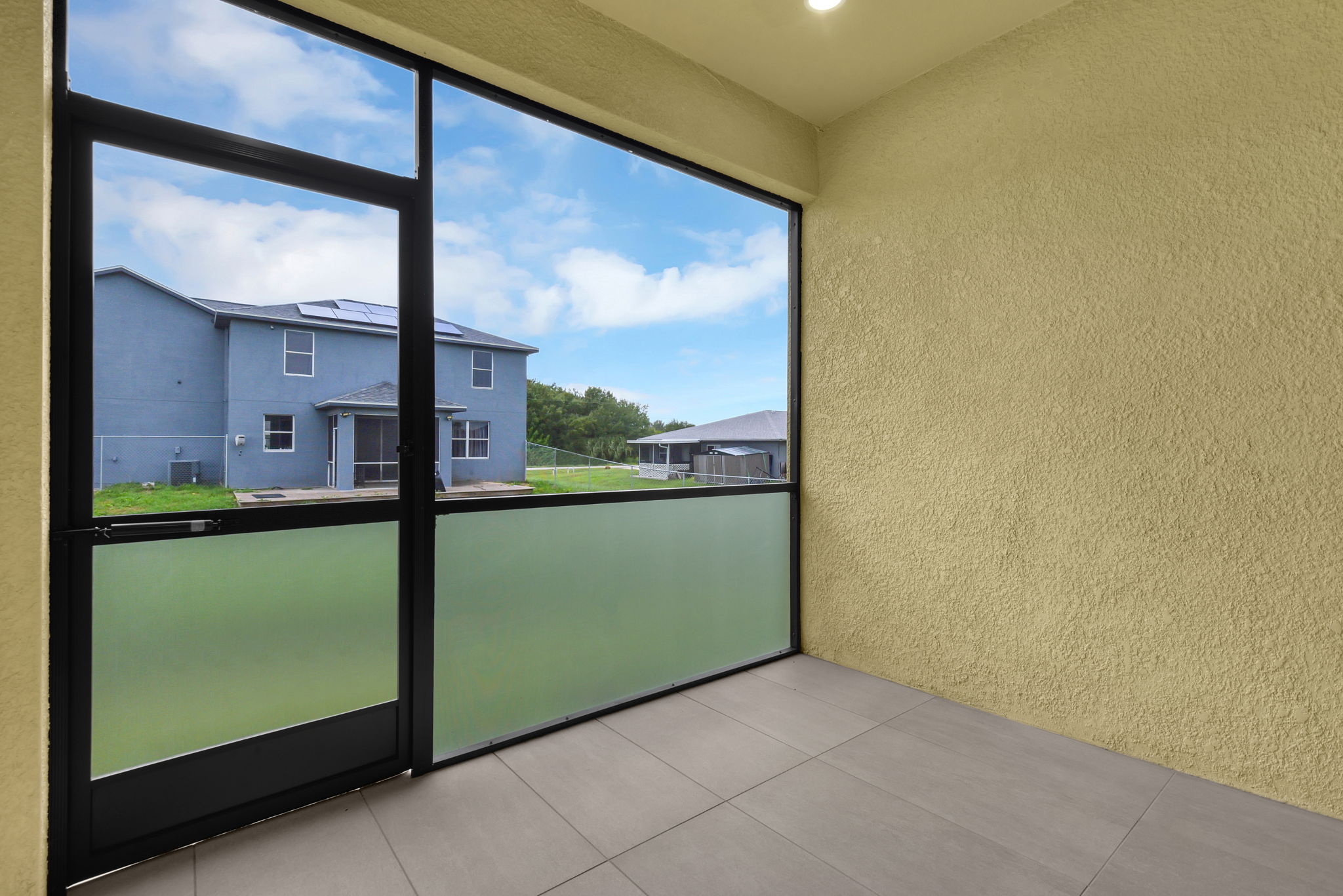 2625 Rear Lanai