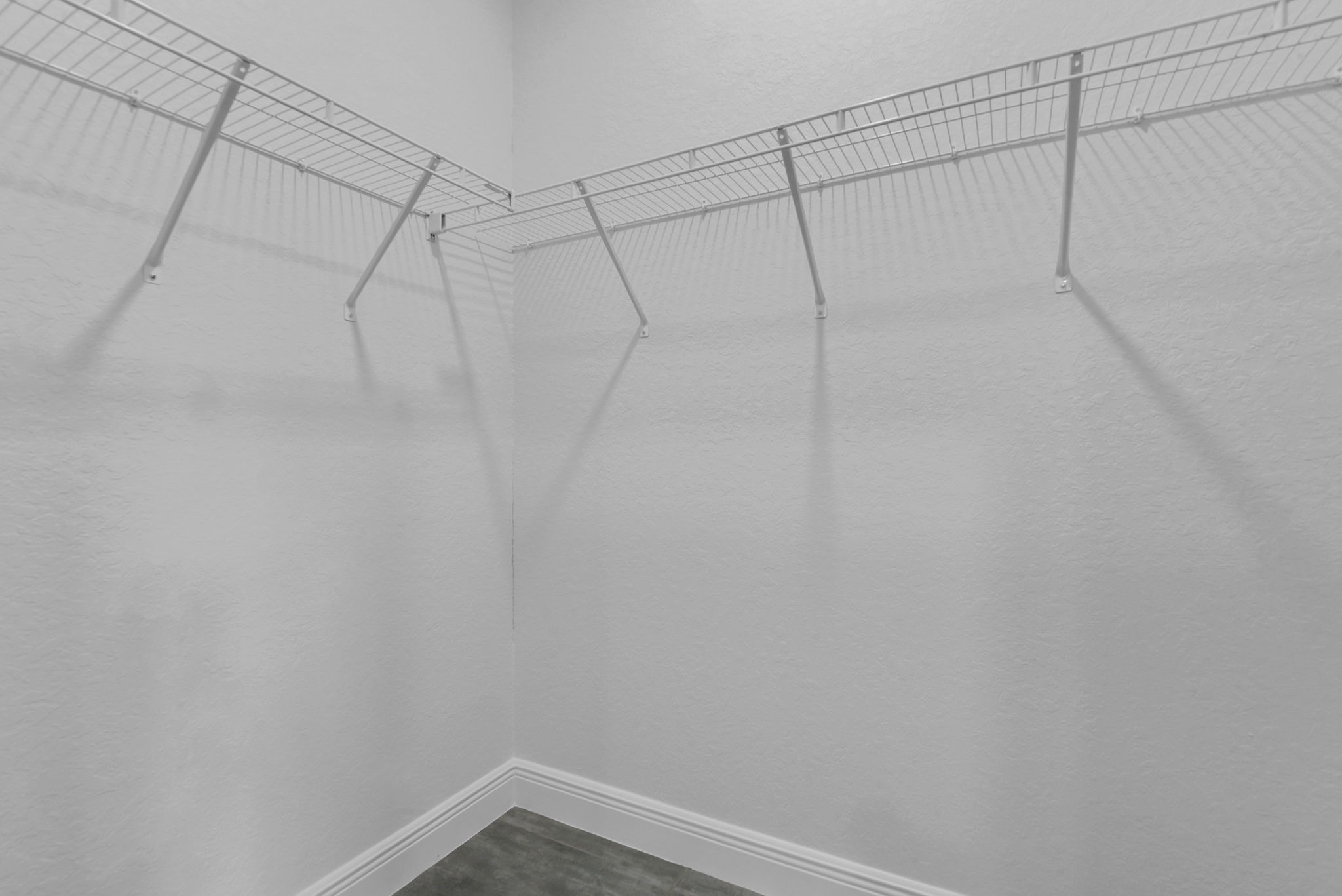 2625 Primary Walk-In Closet