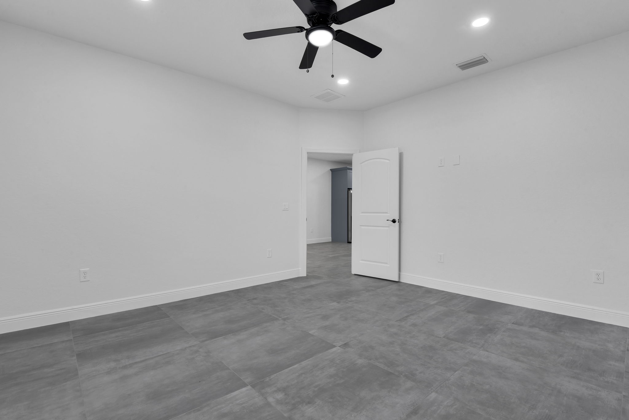 2625 Primary Bedroom