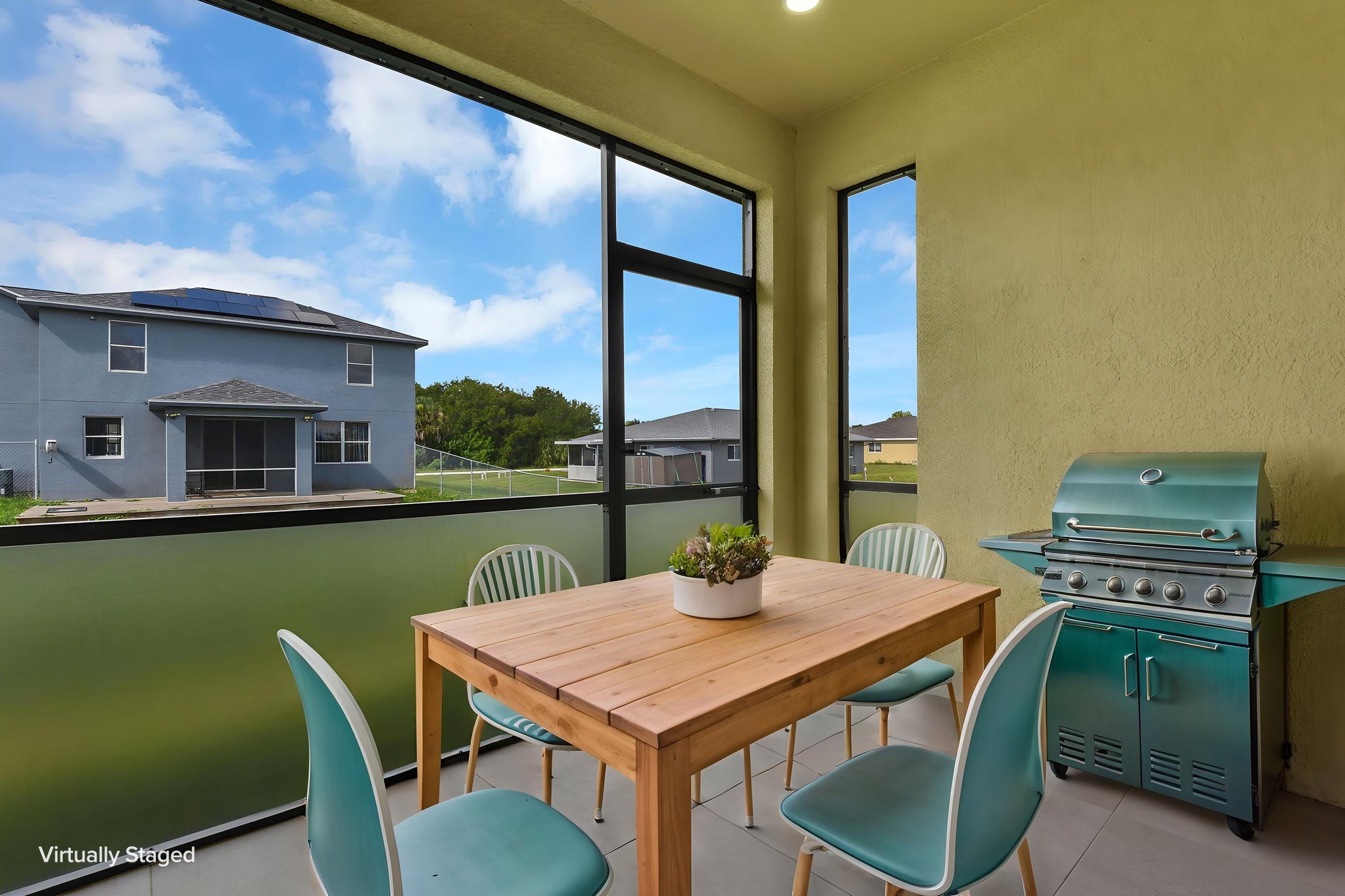 2627 Rear Lanai