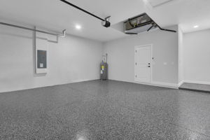 2625 Epoxy Floor & Extra Storage Niche