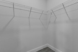 2627 Primary Walk-In Closet