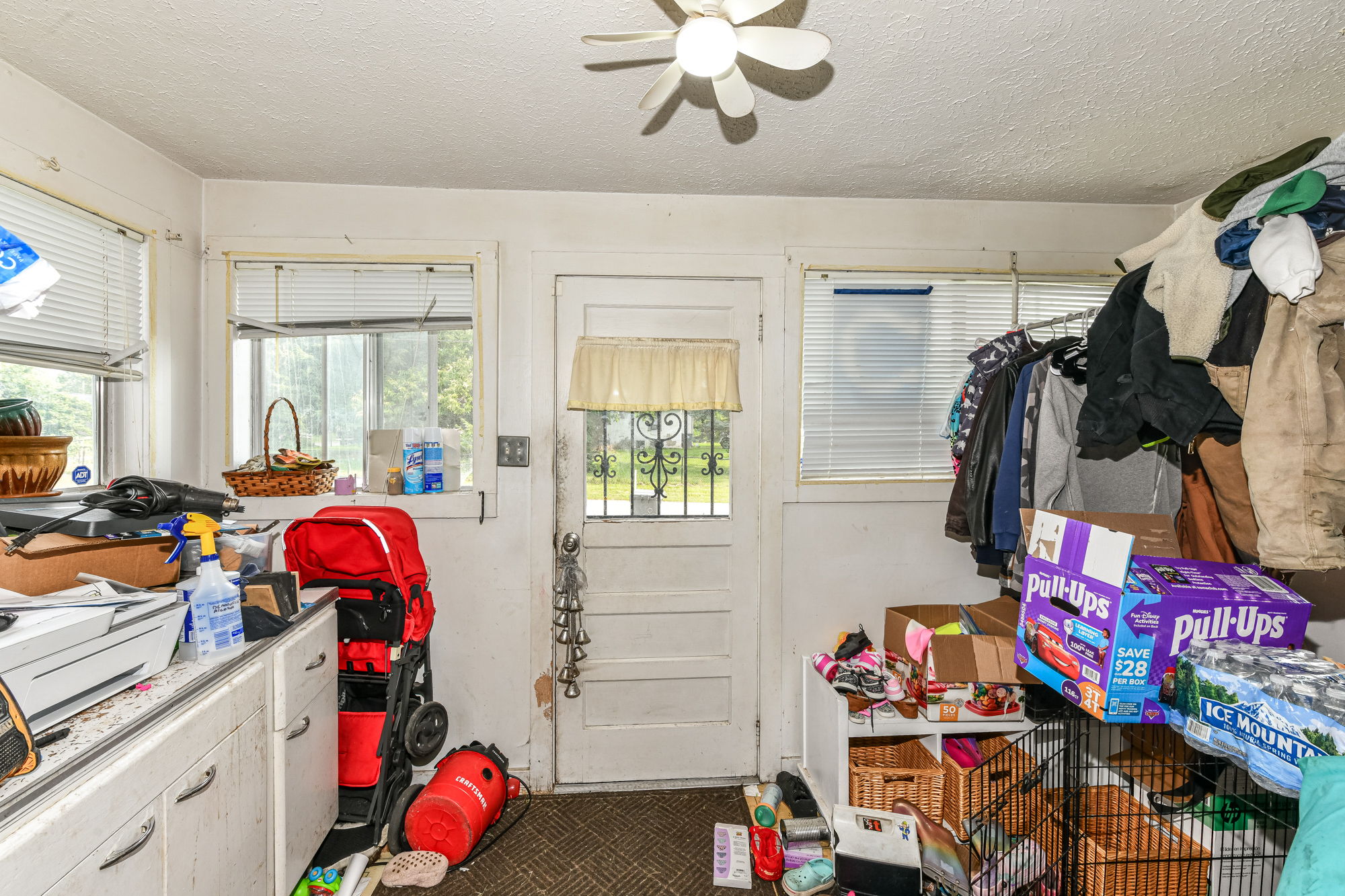  Photo 25