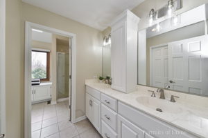 2626 Modaff Rd, Naperville, IL 60565, USA Photo 15