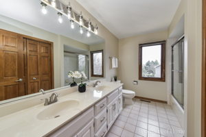2626 Modaff Rd, Naperville, IL 60565, USA Photo 20
