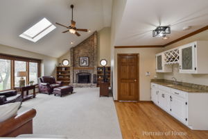 2626 Modaff Rd, Naperville, IL 60565, USA Photo 8