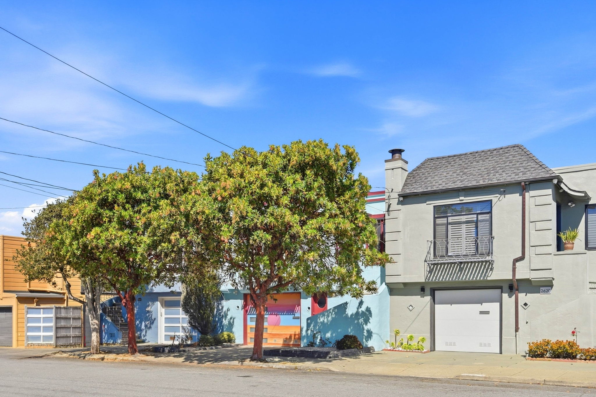 003_F8_2626 Wawona St