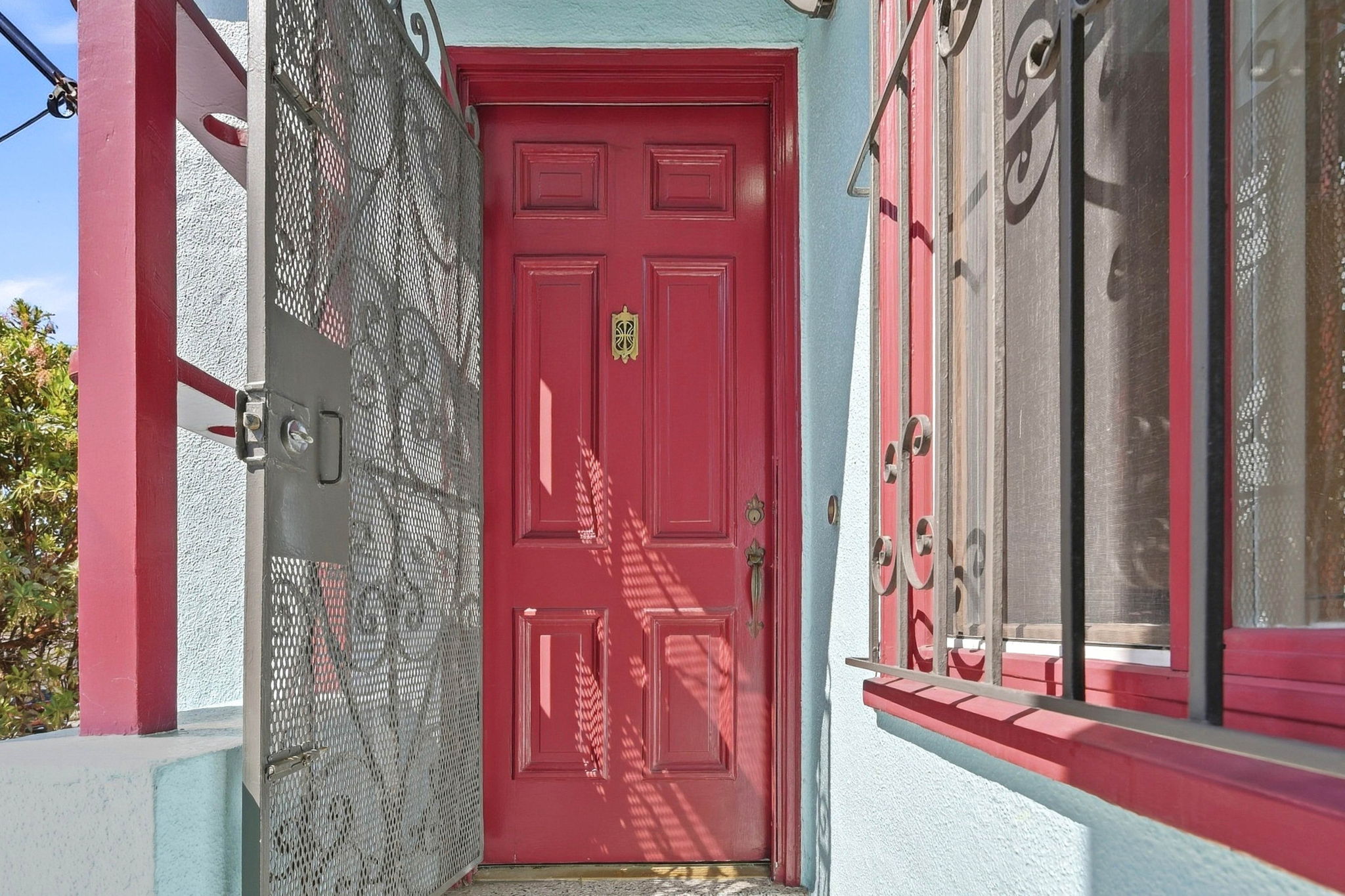 009_F8_2626 Wawona St