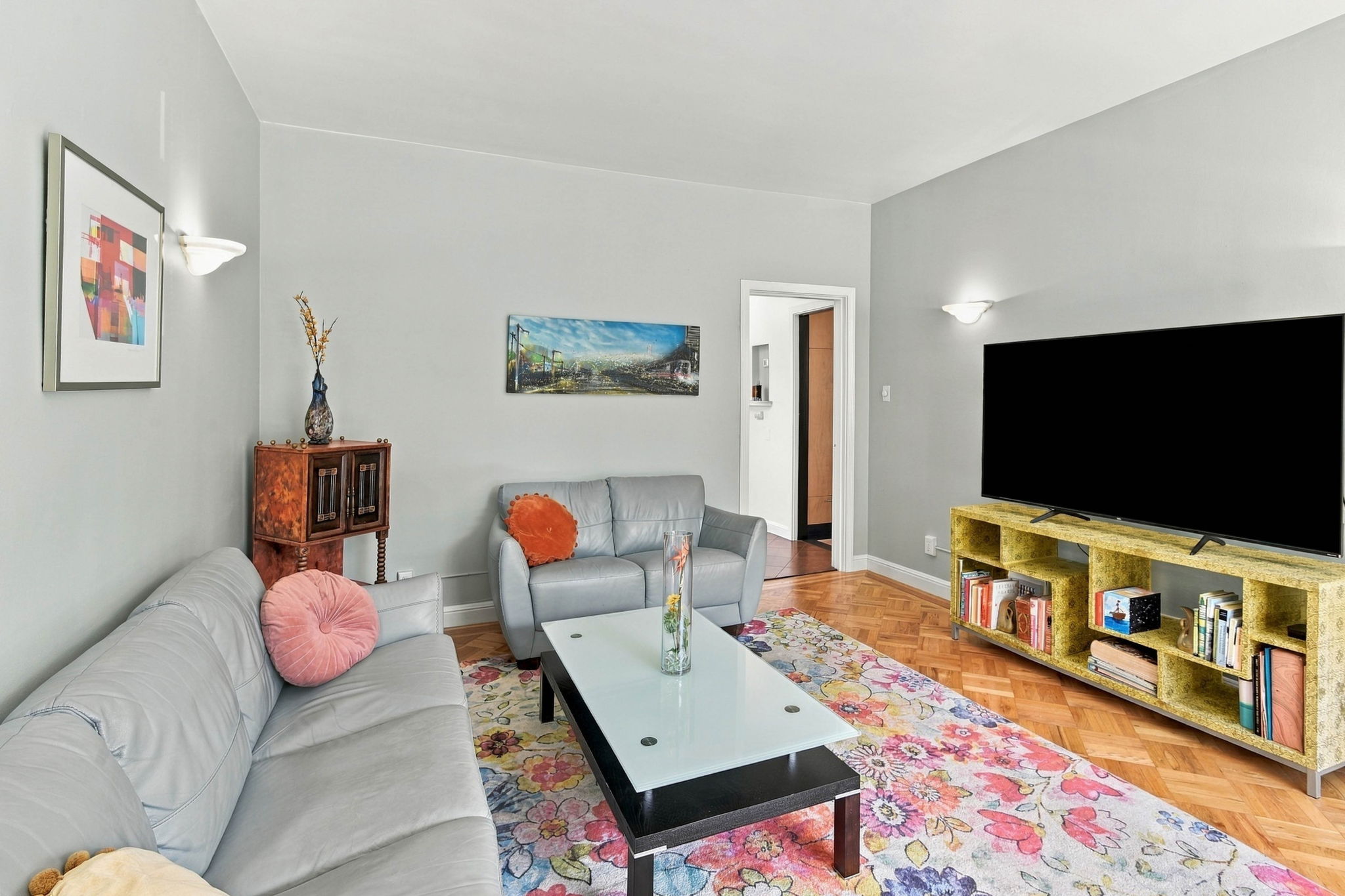 011_F8_2626 Wawona St