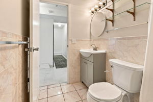 033_F8_2626 Wawona St