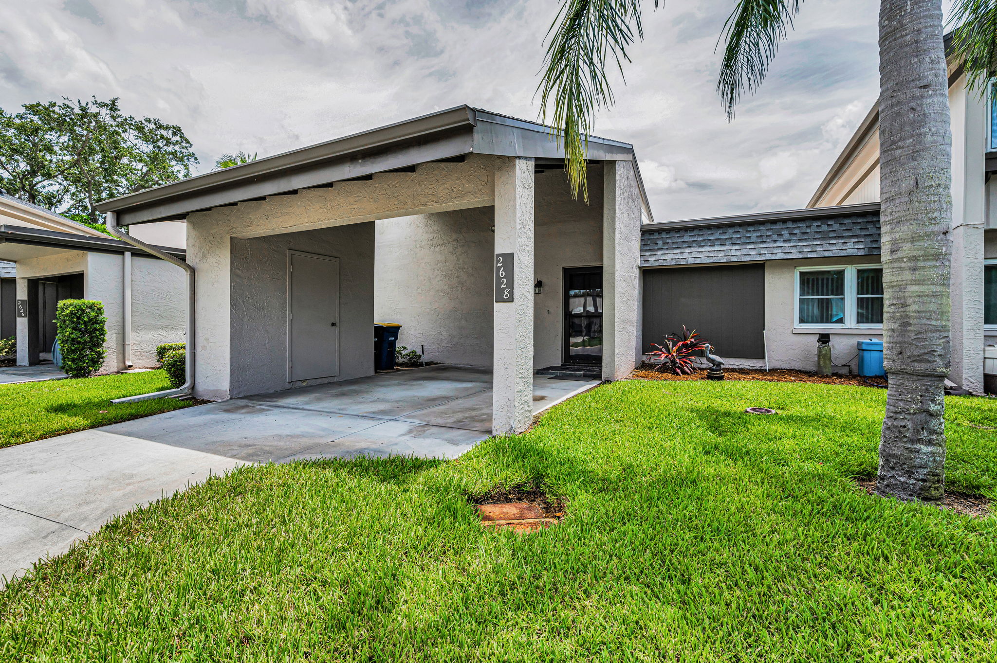 Front Exterior3