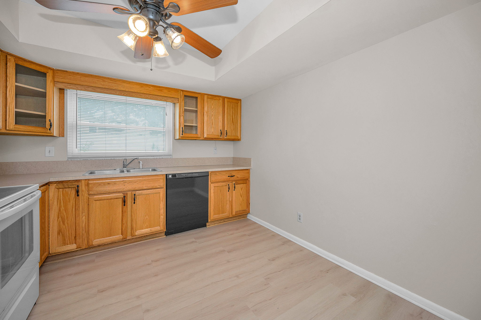 Kitchen12