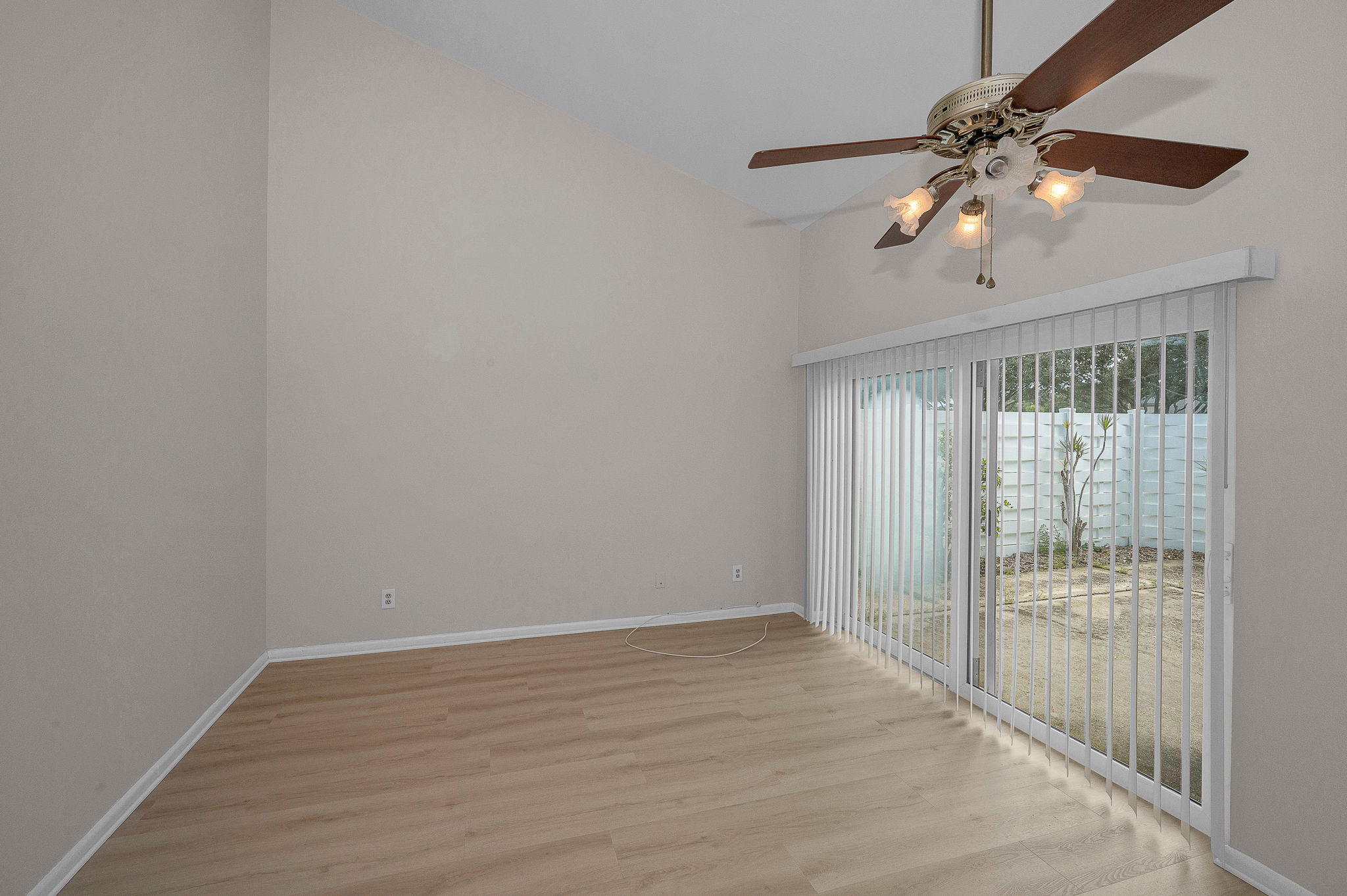 Living Room10