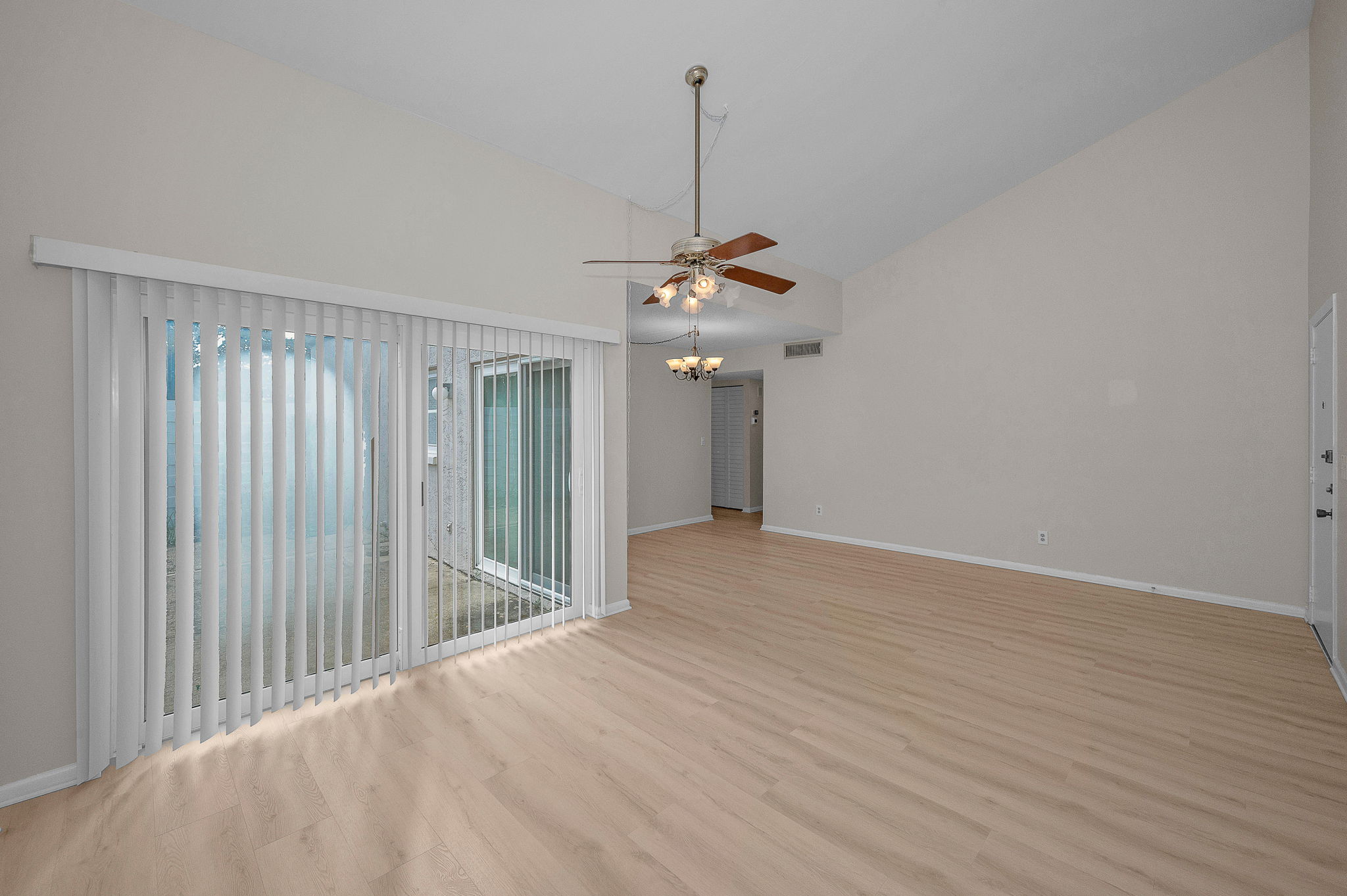 Living Room13