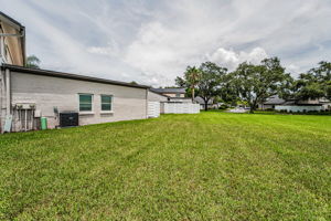 Rear Exterior3