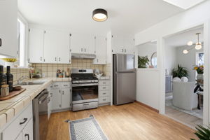 012_F8_2628 Yorba St
