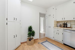 014_F8_2628 Yorba St