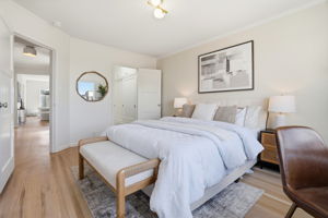 023_F8_2628 Yorba St