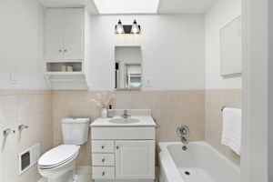 032_F8_2628 Yorba St